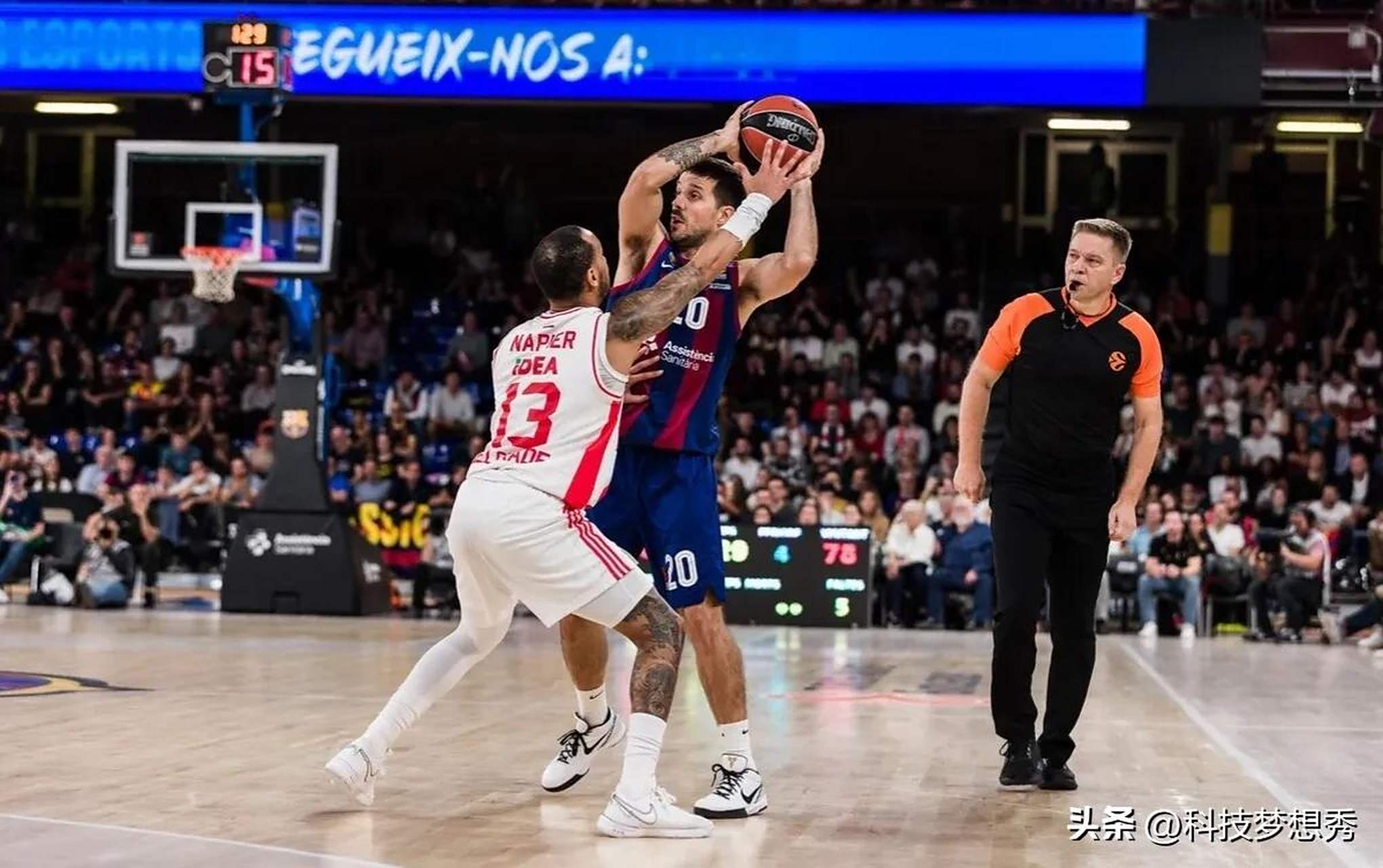 埃贝尔：在门兴时，我曾梦想加入拜仁或阿森纳（埃贝尔：效力门兴期间，我曾渴望加盟拜仁或阿森纳）