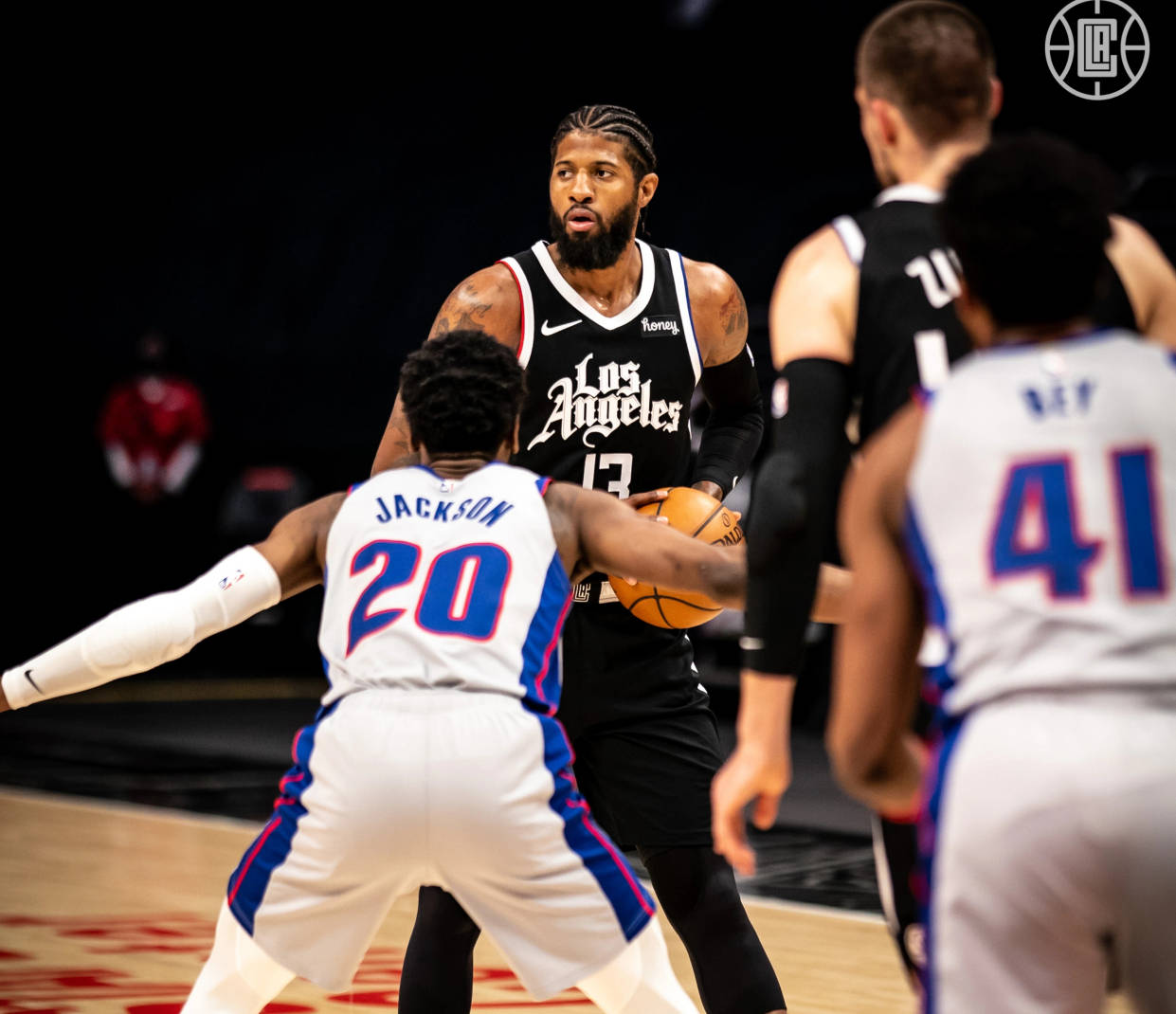 2025五人制女足世界杯：巴西六战全胜勇夺历史首冠（2025女足五人制世界杯：巴西六连胜加冕队史首冠）