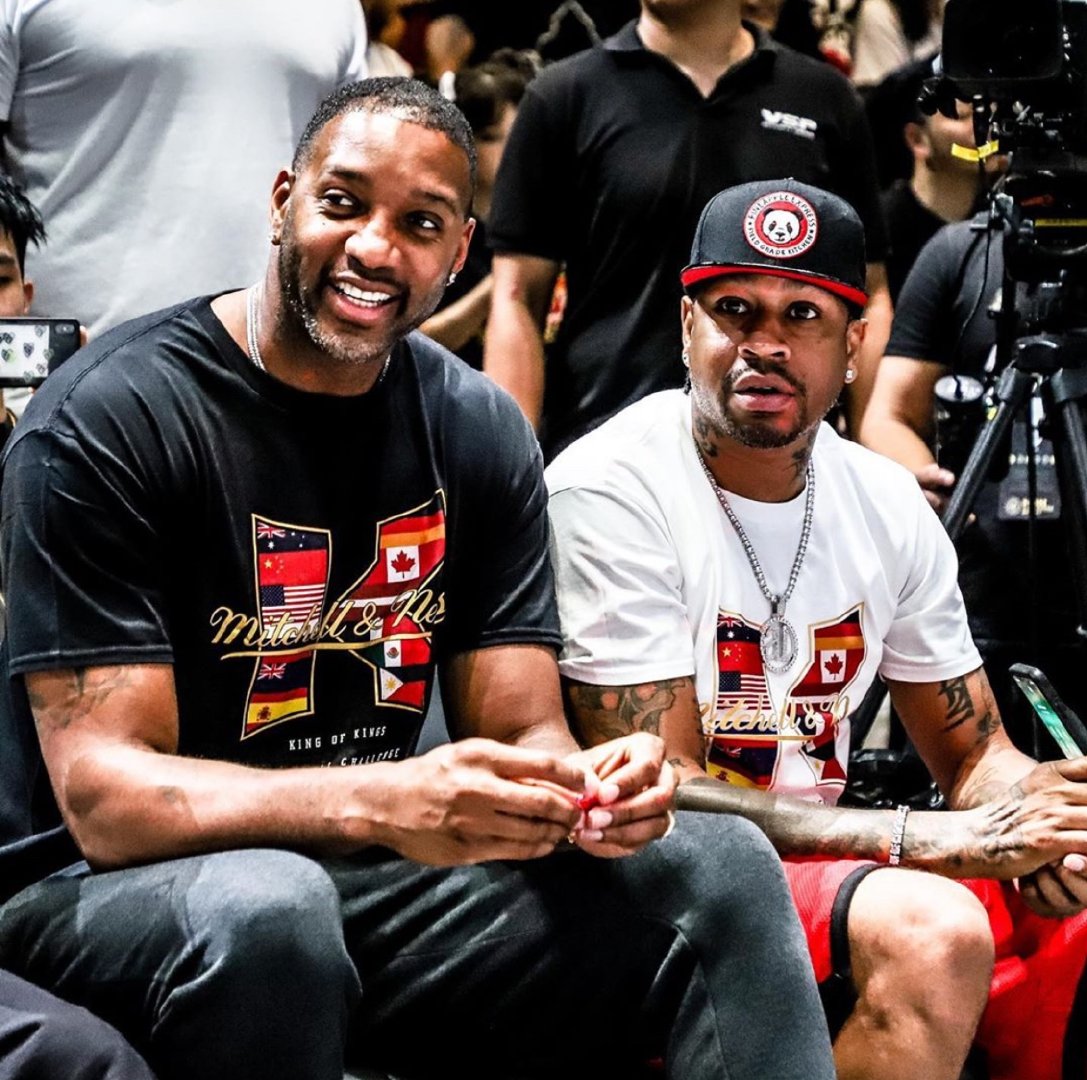 梁靖崑输球后自责，孙颖莎暖心复盘！郭焱点出败因，直言又爱又恨 ！（梁靖崑赛后自责，孙颖莎贴心复盘，郭焱直指败因：让人又爱又恨）