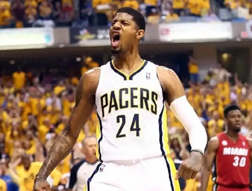 官方：巴萨18岁后卫埃斯帕特右膝韧带受伤，预计伤缺8-10周（巴萨官宣：18岁后卫埃斯帕特右膝韧带受伤，将缺阵8-10周）