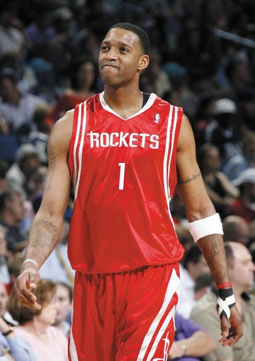 活塞主帅赛后先表达判罚尺度存在不一致，但随后立即闭嘴不谈（活塞主帅赛后质疑判罚尺度不一，随即选择缄默）