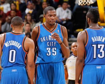 恩德里克和罗克因未上场导致身价暴跌，罗克选择外租后身价暴涨，均需在联赛中积累经验。（出场不足致身价下滑，罗克外租后飙升；恩德里克与罗克亟需联赛实战历练）