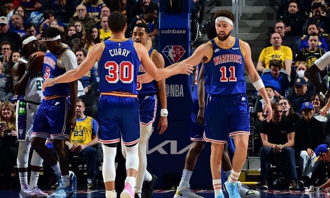 跟队记者：消息人士已经确认奥纳纳不会参加本届非洲杯（随队记者：多方消息证实，奥纳纳将缺席本届非洲杯）