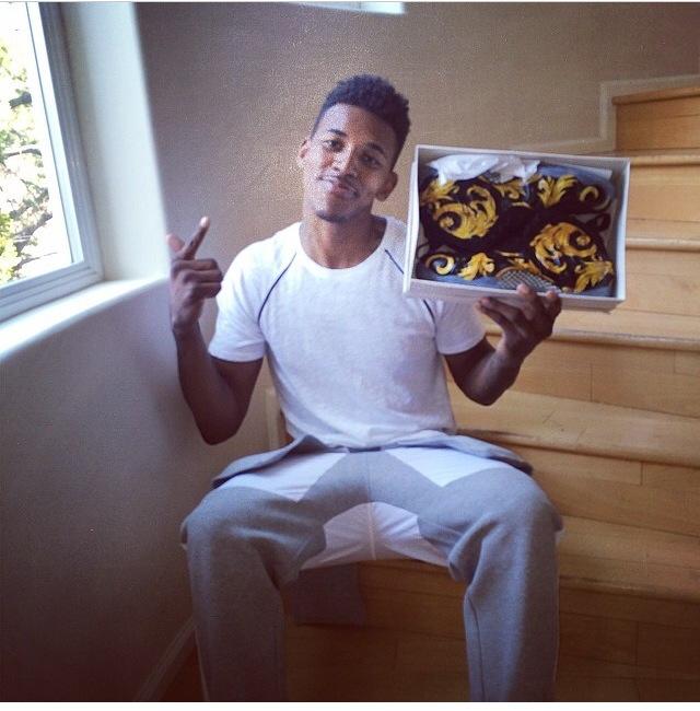 老佛爷祝贺克罗斯获德国骑士十字勋章：曾拥有过你是一种荣幸（老佛爷恭贺克罗斯荣膺德国骑士十字勋章：拥有你，我们何其有幸）