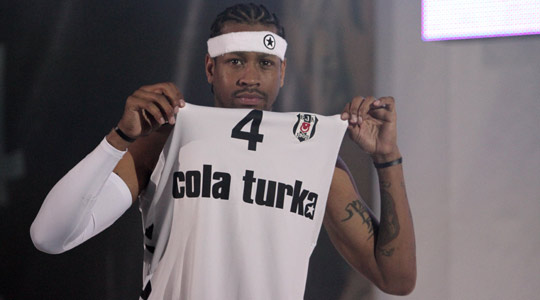 推出多种组合票，E看台全新亮相，2026年F1中国大奖赛12月11日开票（2026年F1中国大奖赛12月11日开售：E看台焕新登场，多款组合票同步上线）